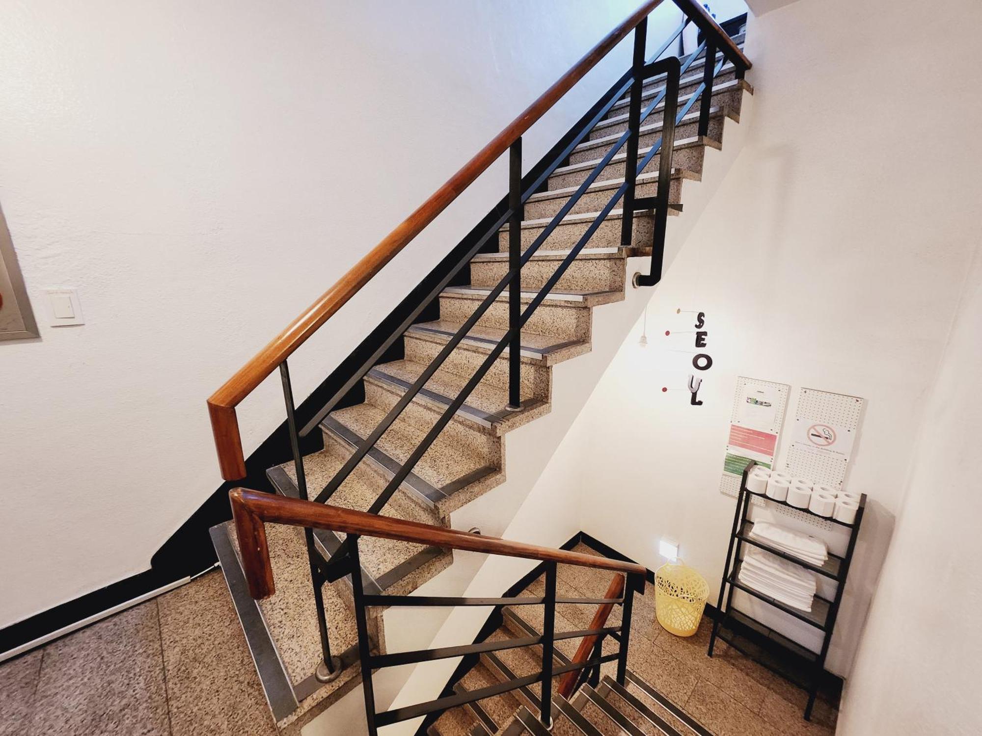 Olive Hostel Myeongdong Seul Exterior foto